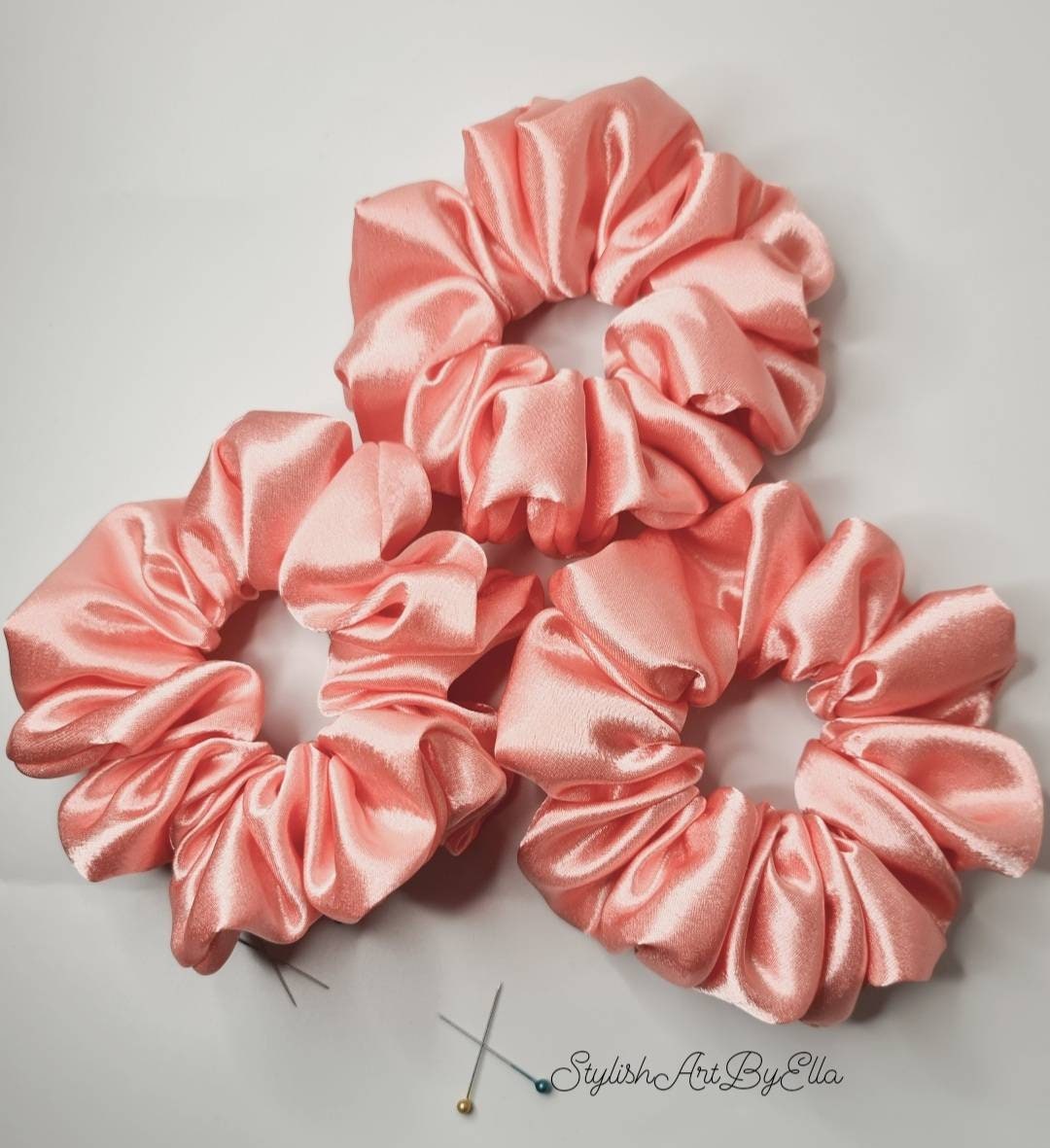 Satin scrunchie - Coral