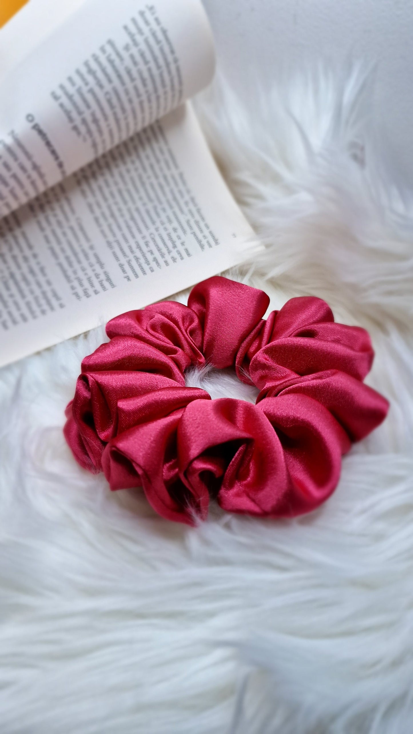 Satin Scrunchie - Deep pink crepe