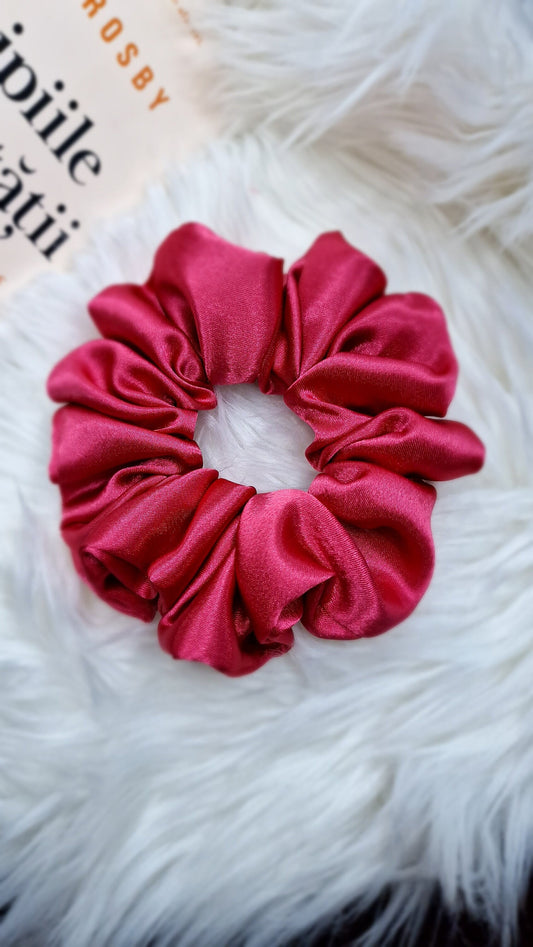 Satin Scrunchie - Deep pink crepe