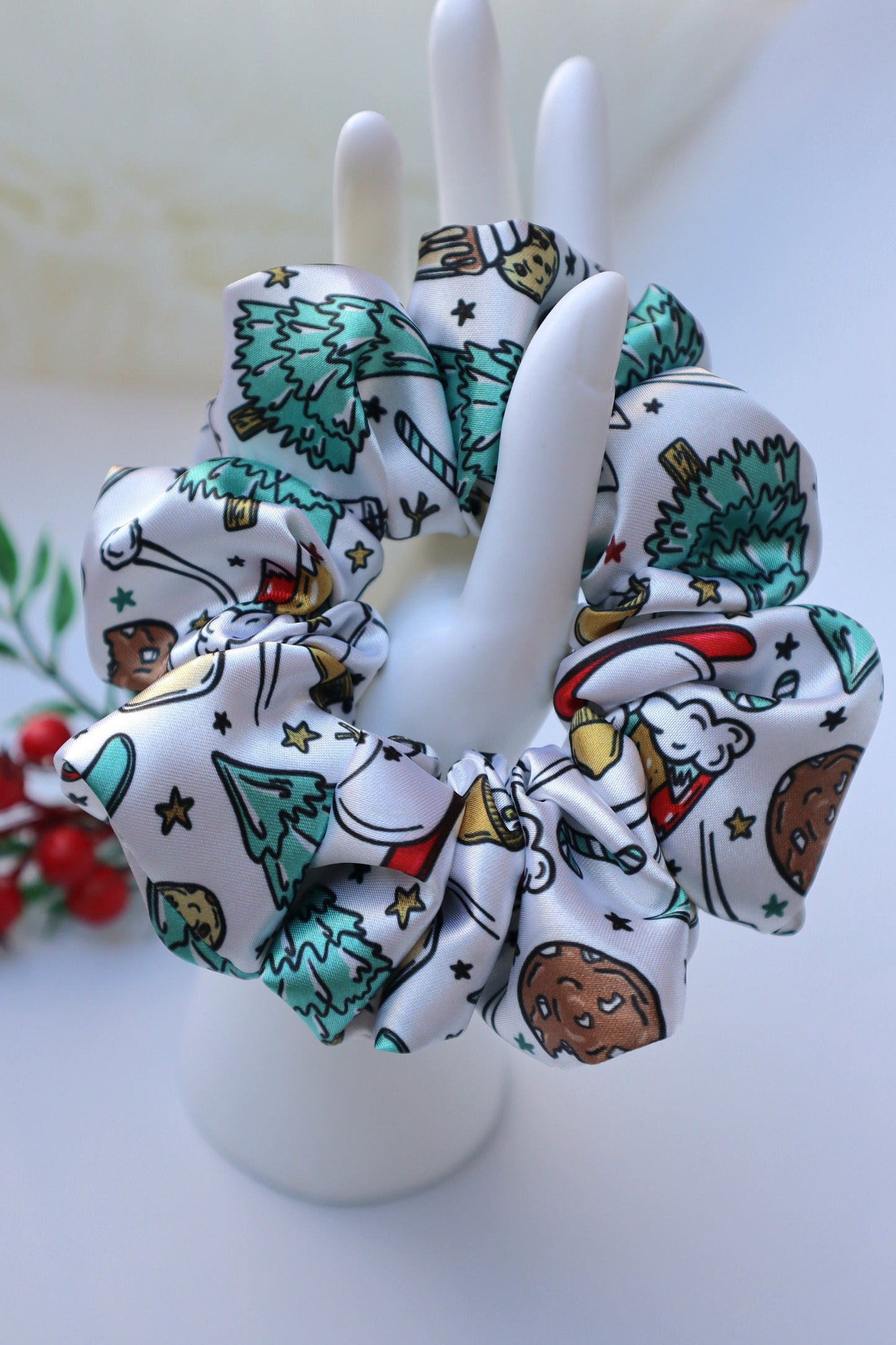 Satin scrunchie - Christmas design