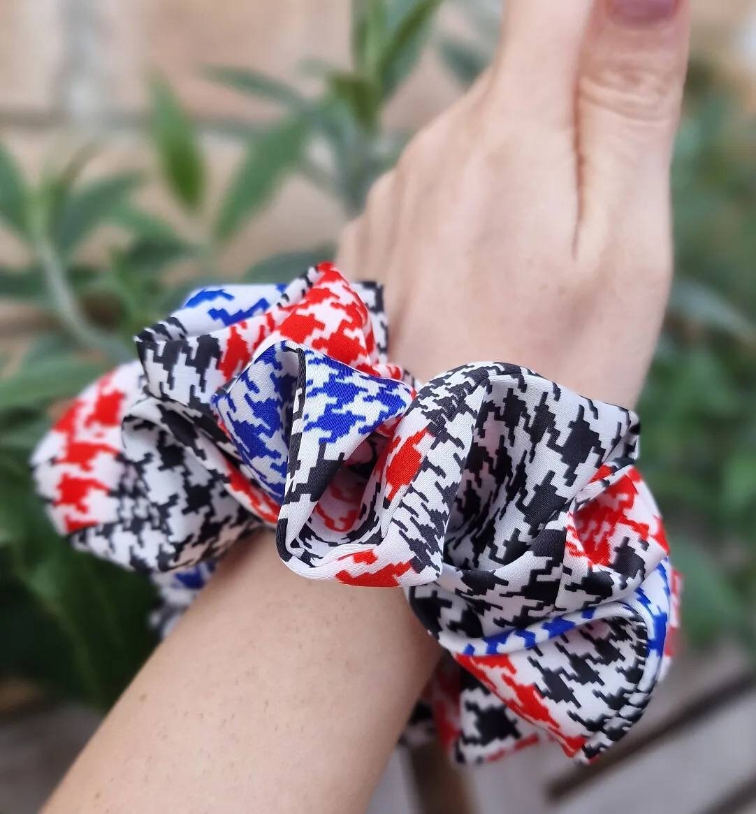 Satin Scrunchie -  Houndstooth design