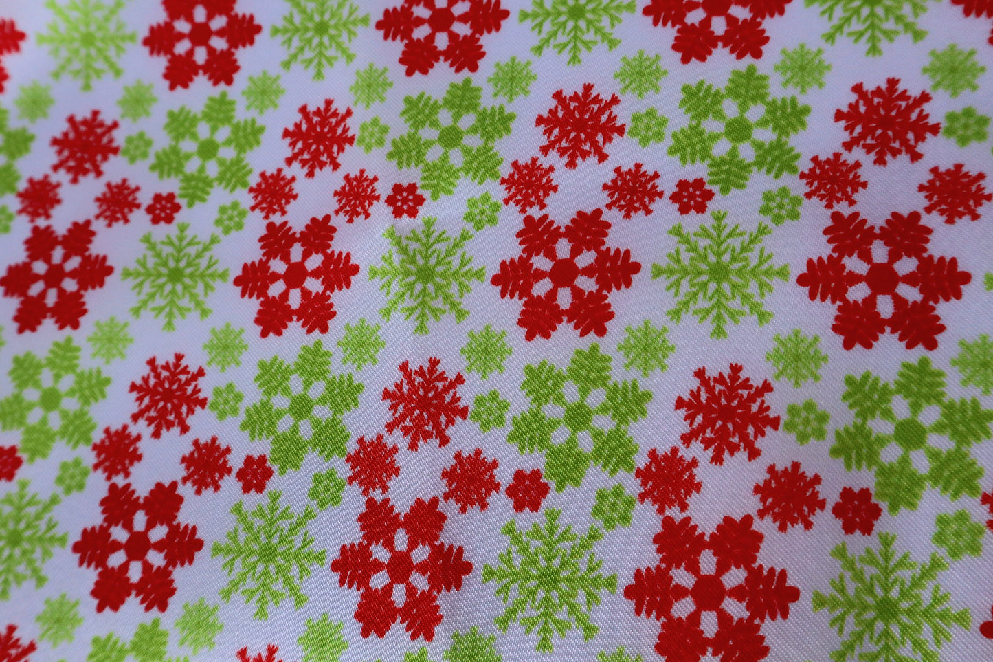 Satin Scrunchie - Christmas green